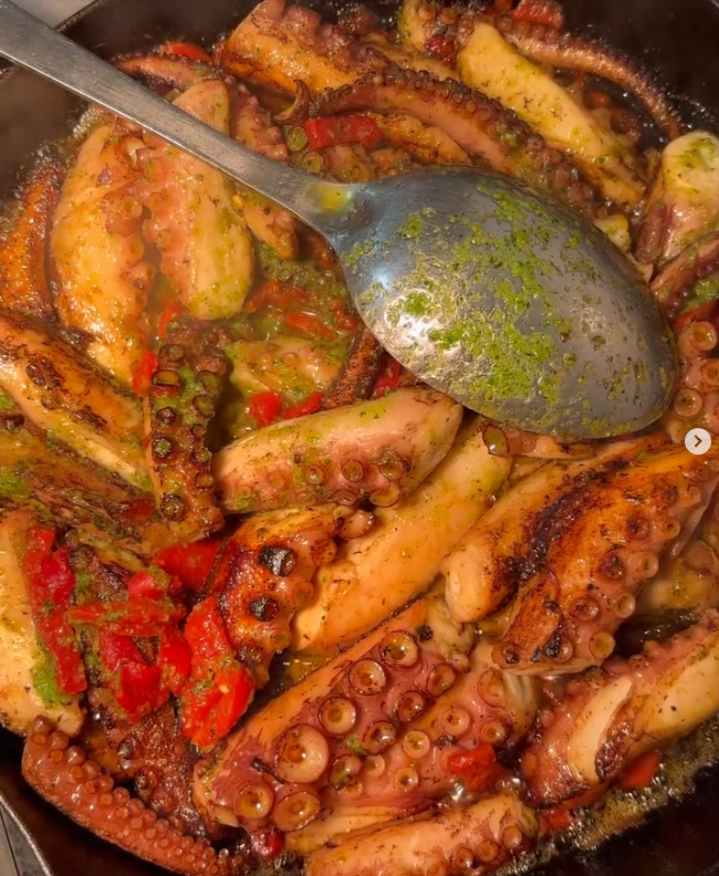 Tentacules de poulpe en persillade